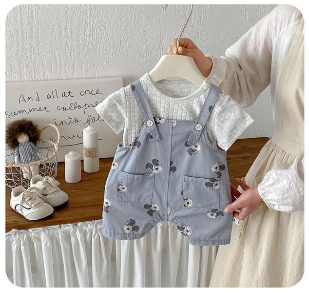 螺紋素上衣+狗狗吊帶短褲套裝 