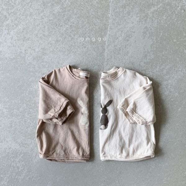 不修邊薄款兔子印花上衣 