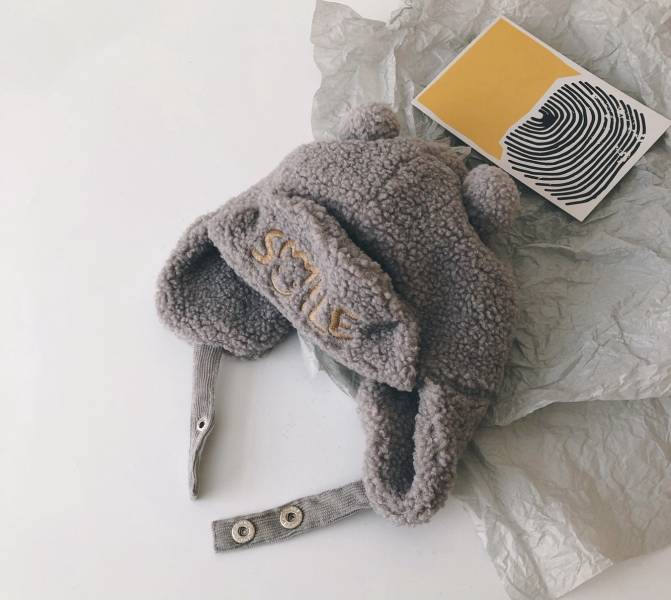 韓-泰迪絨毛刺繡雷鋒帽 