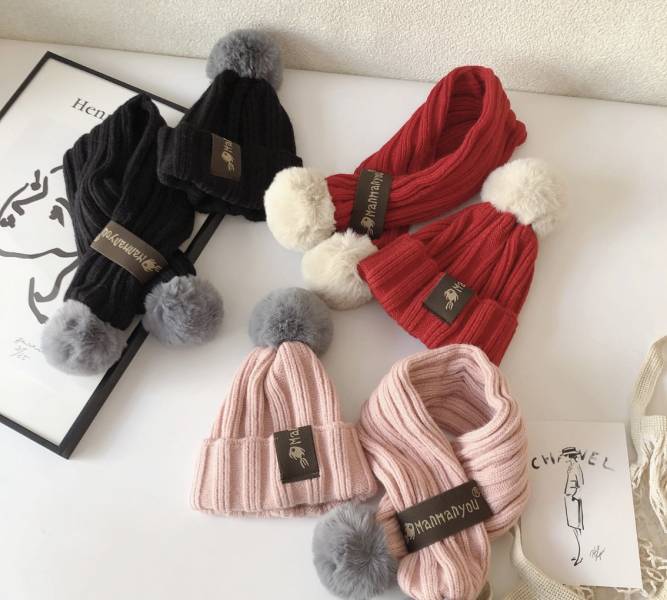 韓-秋冬直紋針織毛帽圍巾組 