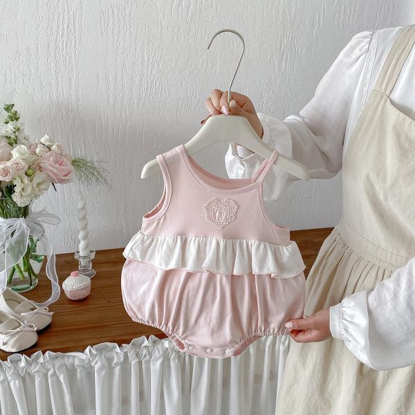 不對稱背心蕾絲拼接包屁衣 