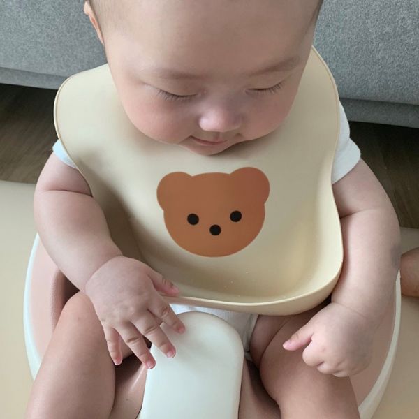 吃飯矽膠小熊圍兜 