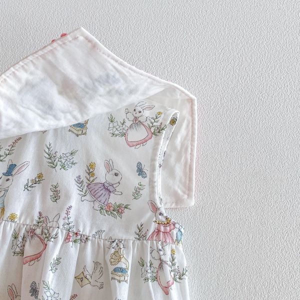 大方領兔子碎花田園包屁衣 