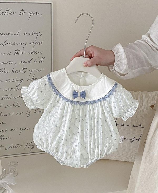 清新藍碎花圓領拼接包屁衣 