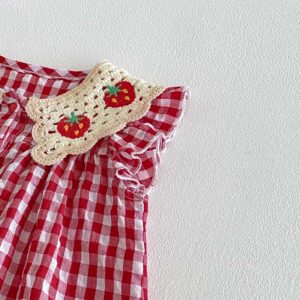 草莓刺繡翻領格紋連身裝 