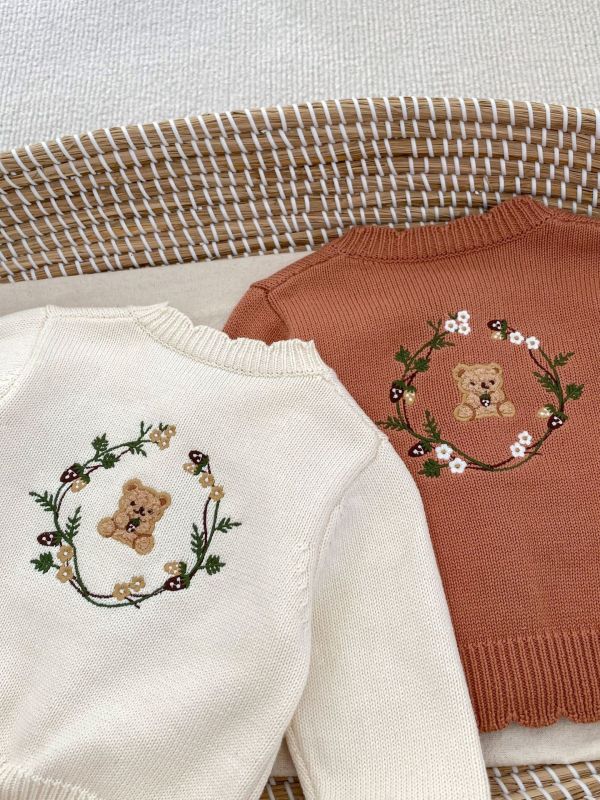 前後小熊刺繡針織薄外套 