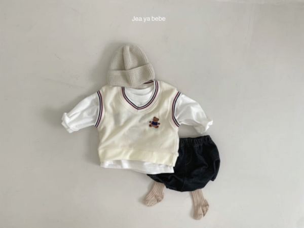 學院風小熊刺繡背心 