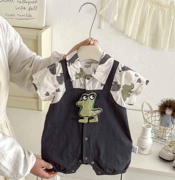 假兩件立體恐龍吊帶連身裝 