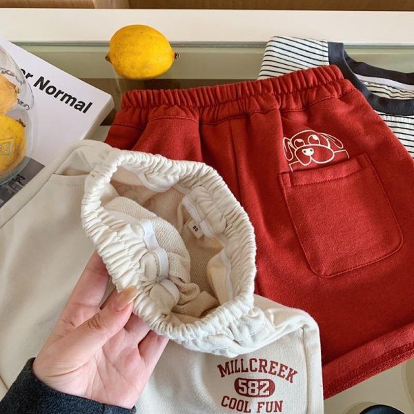 運動風字母狗狗印花五分棉短褲 