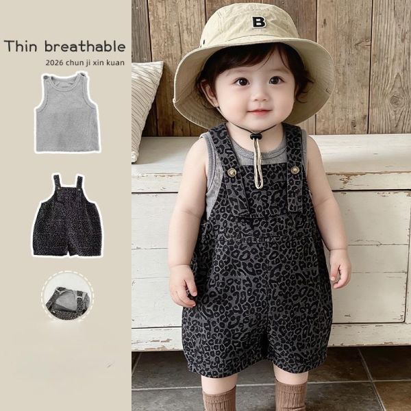 兩件式素背心+豹紋吊帶短褲套裝 