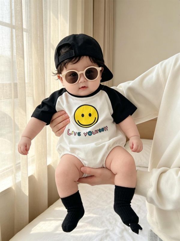 撞色拼袖可愛笑臉包屁衣 