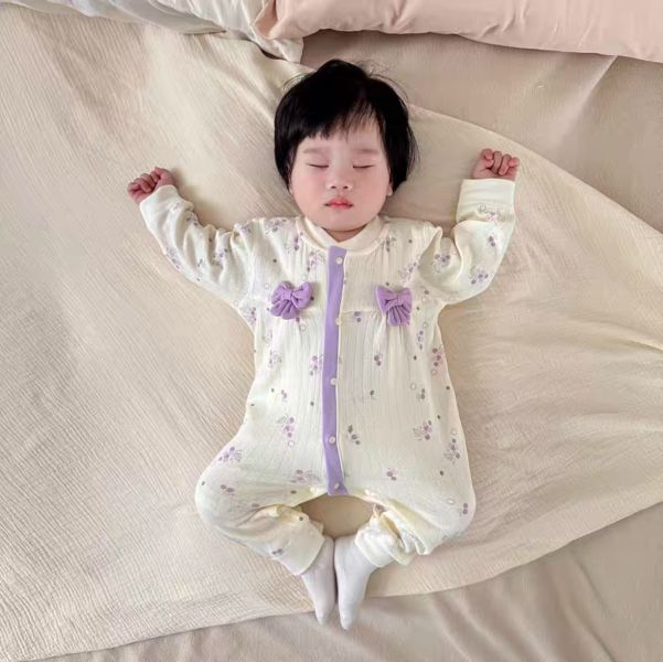 新生兒女童口水巾/蝴蝶結開釦連身裝 