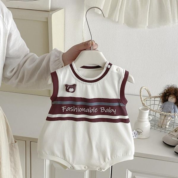 簡約字母小熊撞色包屁衣 