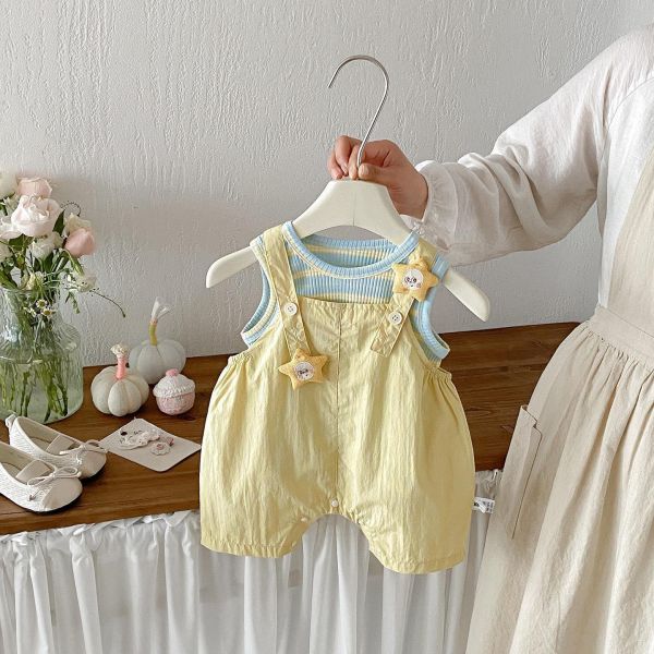 彈力條紋背心+星星娃娃吊帶褲 