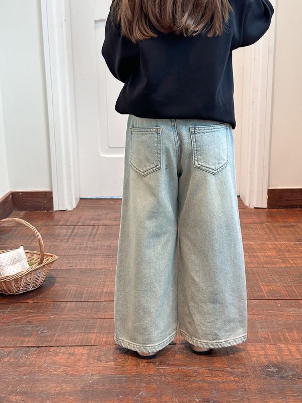 蝴蝶結刺繡水洗直筒牛仔寬褲 