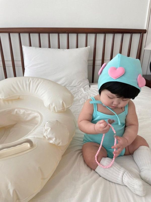 夏日素色愛心造型速乾泳衣(含帽)(3色) 