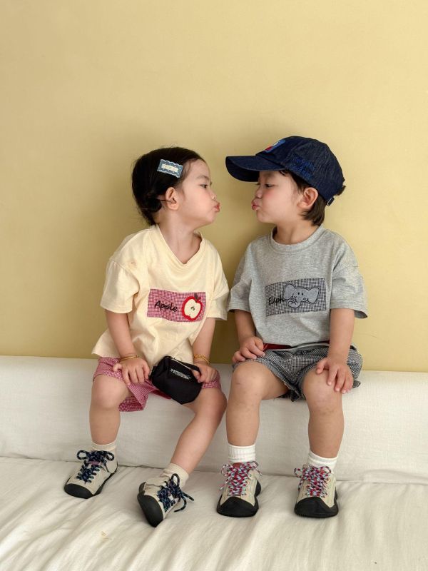 蘋果/大象布標上衣+格紋短褲套裝 