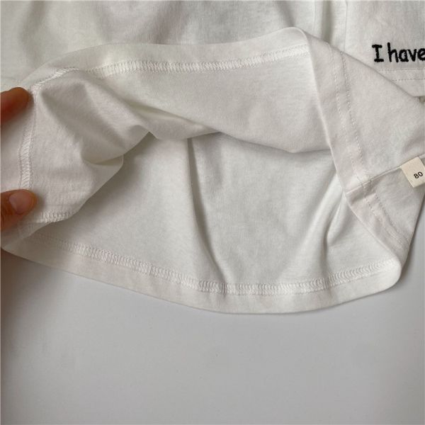 黑白字母刺繡棉麻親膚T恤上衣 