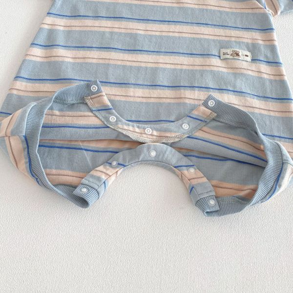 百搭經典條紋拼色連身裝 