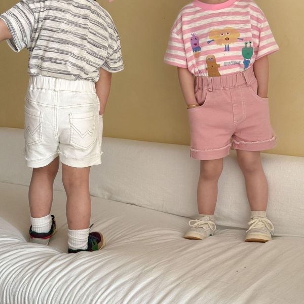 素色卷邊不修邊休閒短褲 