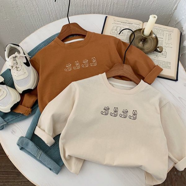排排坐小貓簡約設計素色上衣 