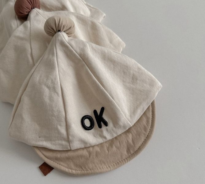 可愛豆丁ok刺繡棒球鴨舌帽 