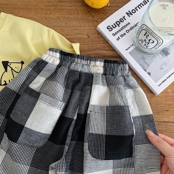 百搭休閒大格紋七分短褲 