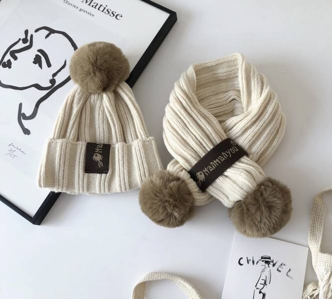 韓-秋冬直紋針織毛帽圍巾組 