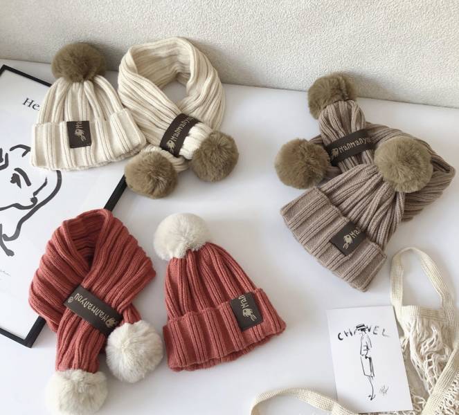 韓-秋冬直紋針織毛帽圍巾組 