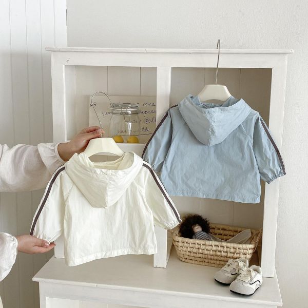 百搭休閒防曬薄款連帽外套 