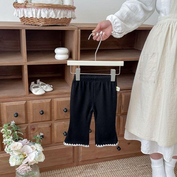 螺紋撞色造型褲管彈力喇叭褲 