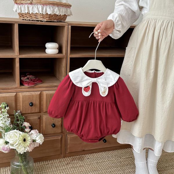 翻領草莓兔子刺繡包屁衣 