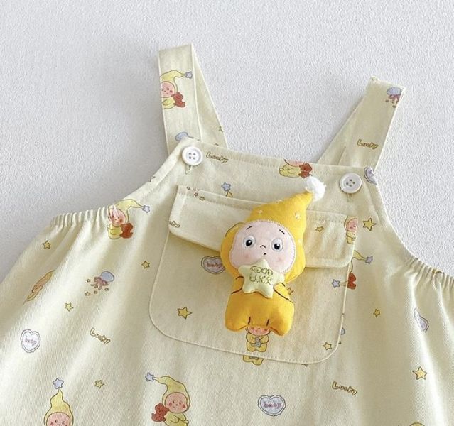 飛袖背心+可愛立體星星人吊帶褲 