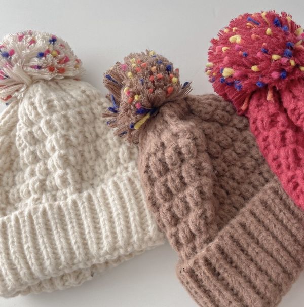 混織大毛球針織反摺毛帽 