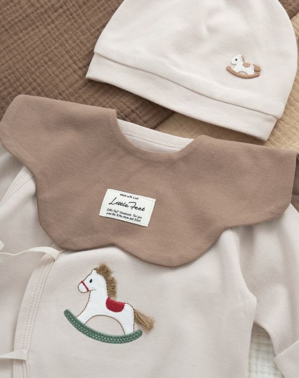 新生兒小馬電繡純棉反包手連身裝 