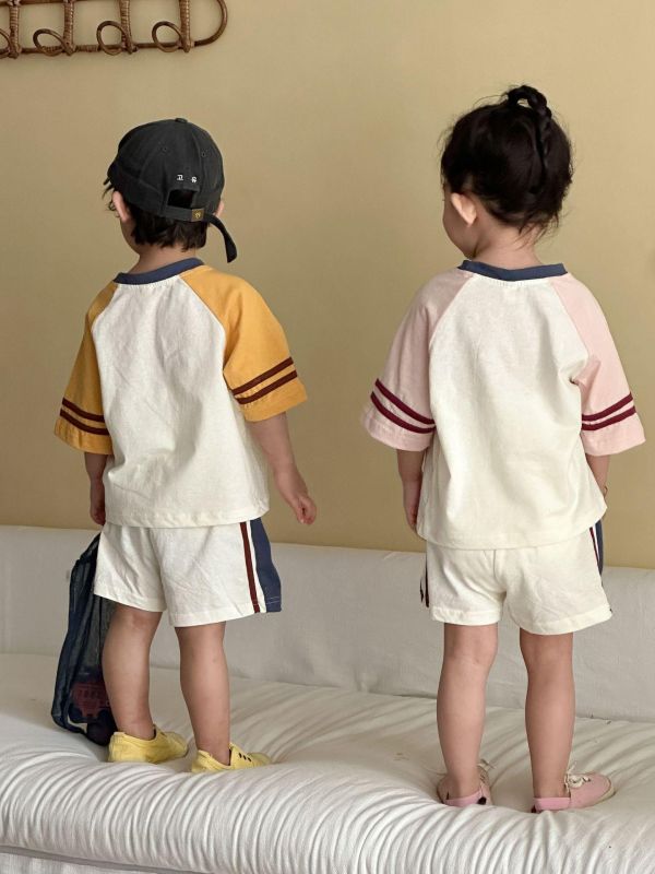 撞色拼袖運動風兩件式套裝 