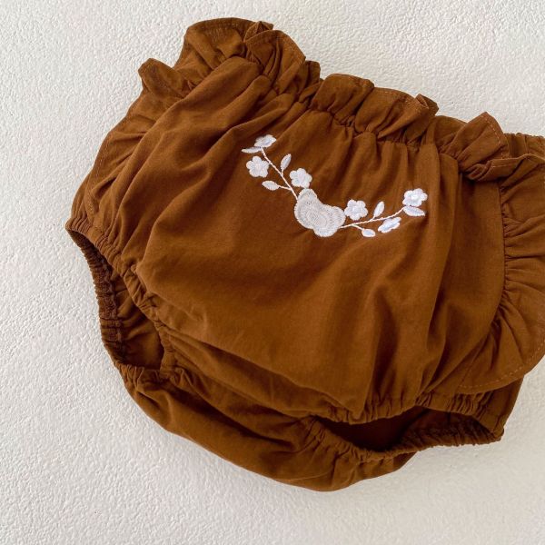 小花刺繡背心+包屁短褲 