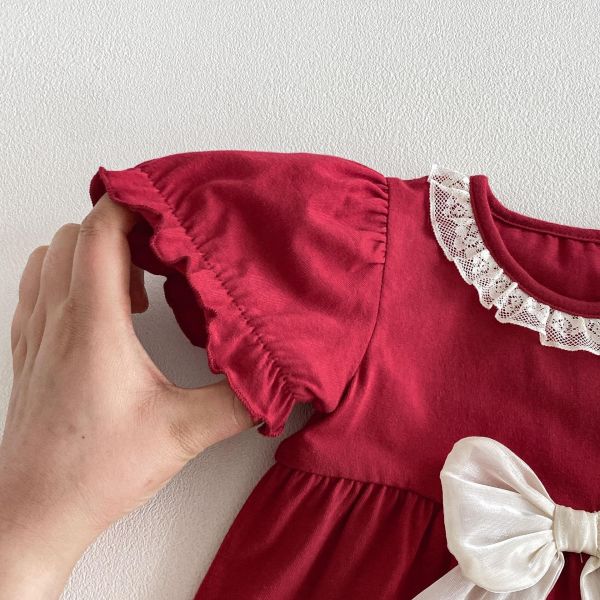 酒紅大蝴蝶結蕾絲領口連身裝 