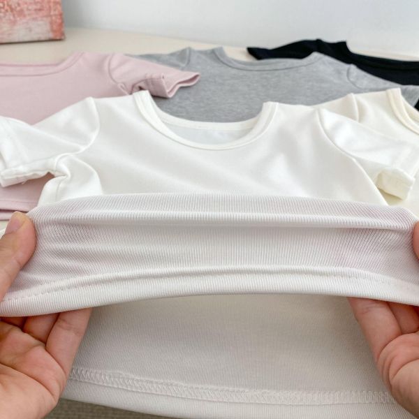 基礎百搭素色彈力圓領上衣 