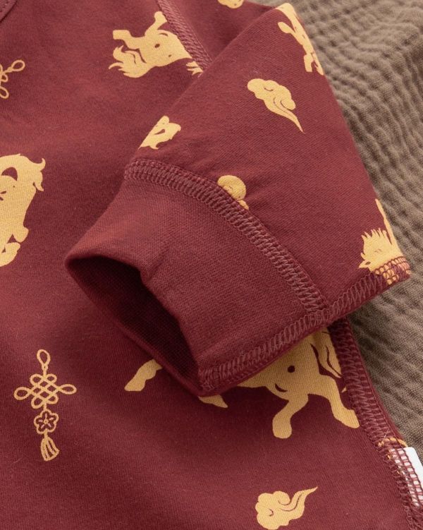 新生兒滿版小馬側開純棉包屁衣 