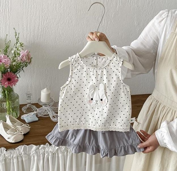 點點兔子蕾絲背心+蛋糕短裙套裝 