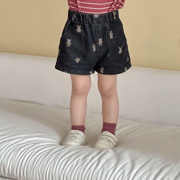 百搭小兔子刺繡牛仔短褲 