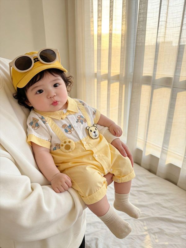 假兩件翻領小熊吊帶連身裝 