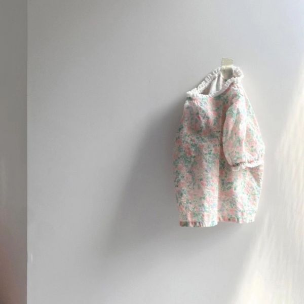 薄款花邊牛仔吊帶裙/碎花上衣 