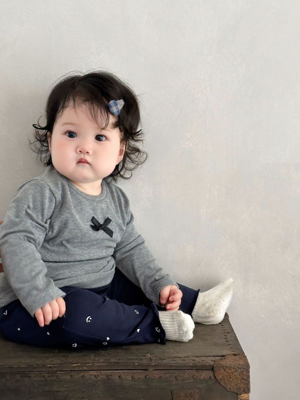 女童百搭蝴蝶結簡約上衣 