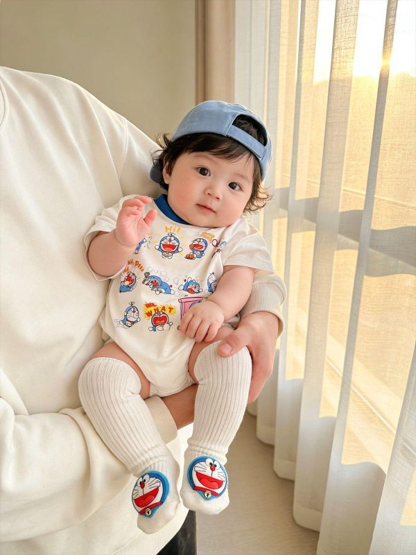 可愛小叮噹印花短袖包屁衣+襪 