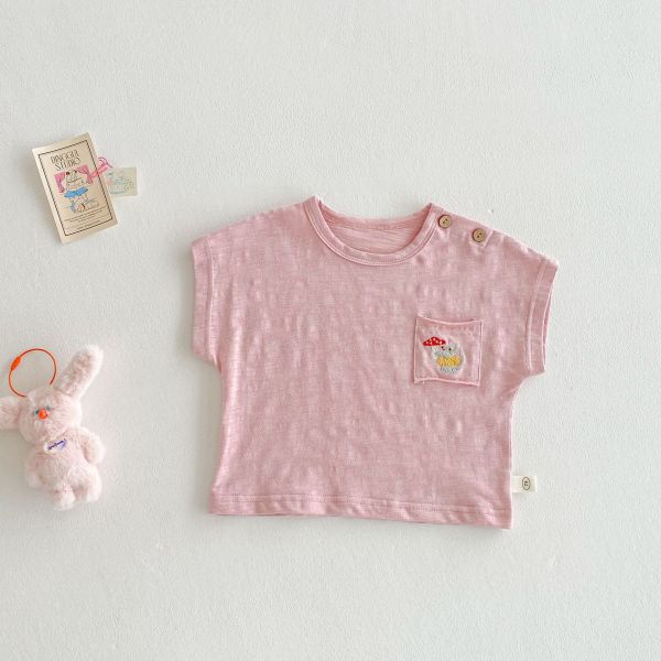 素色肩釦口袋刺繡薄上衣 
