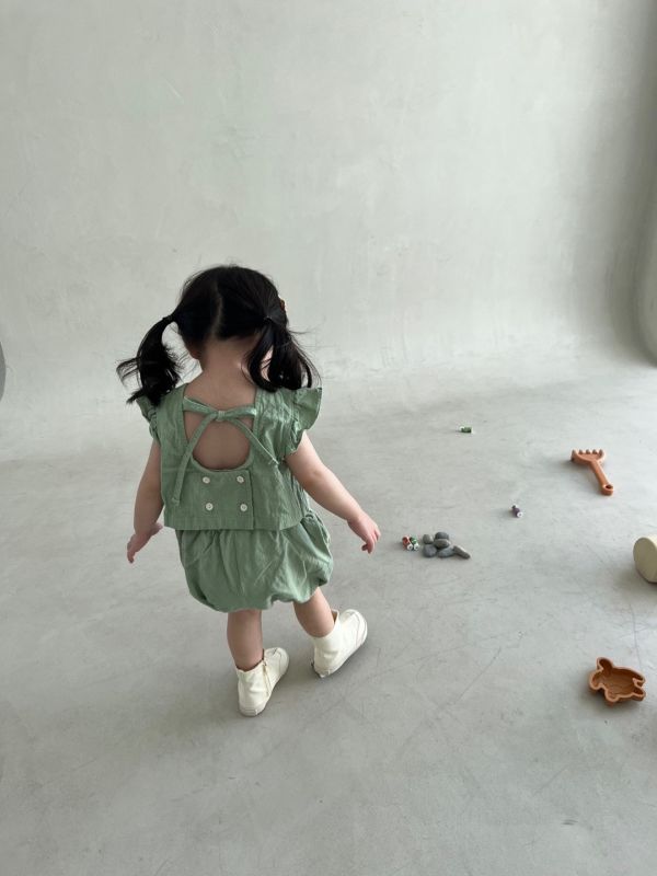 質感荷葉邊微露背兩件式套裝 