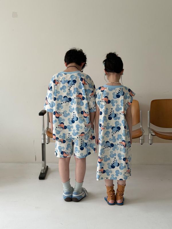 男女童滿版米奇印花套裝/連身裙 
