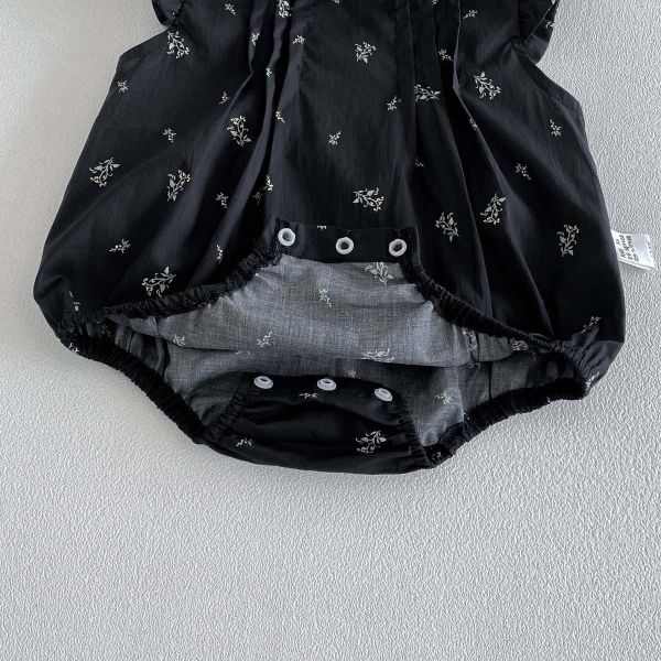 木耳邊立領碎花包屁衣 